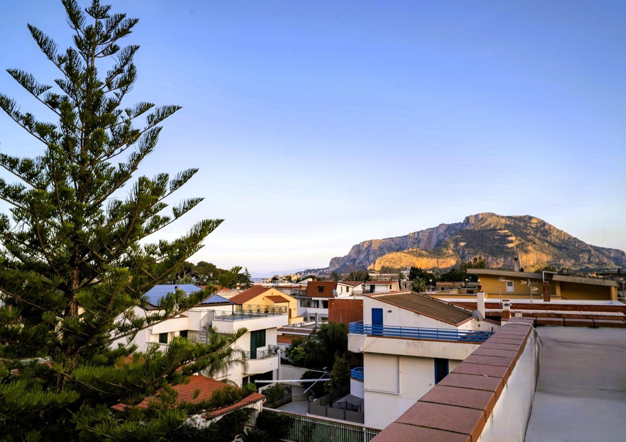 A Casa Di Mara Apartment Mondello Exterior photo